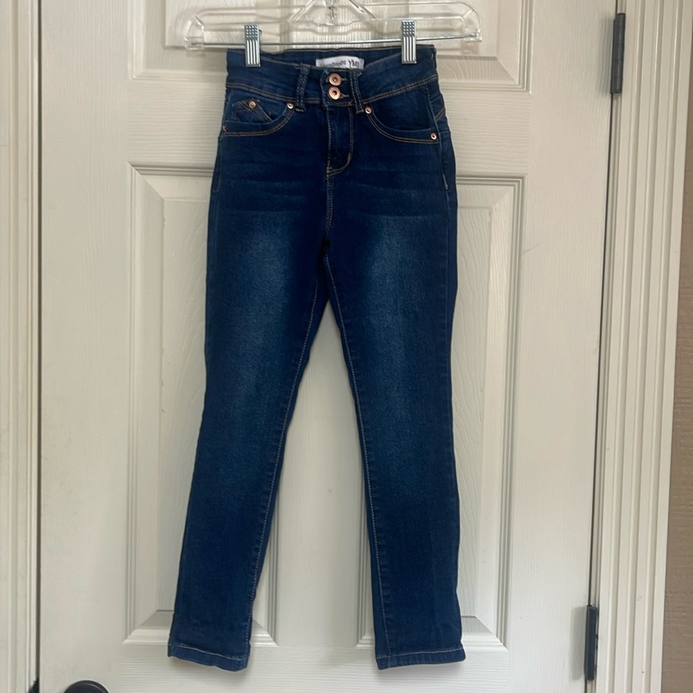 Wanna Betta Fit YMI blue jeans size 7. Great condition